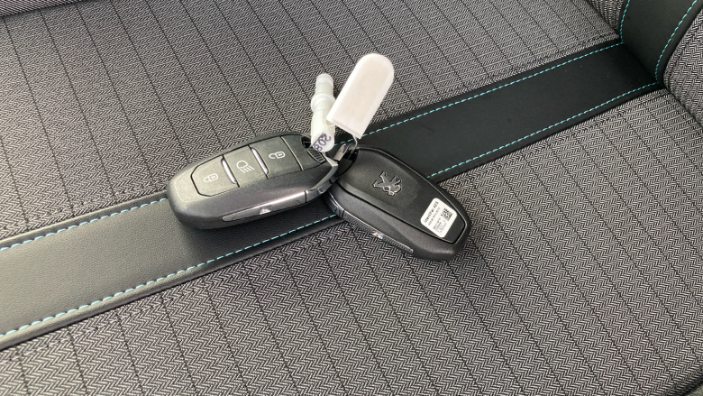 Peugeot 208 1.2 PureTech 100 Allure Premium + 5dr Petrol Hatchback